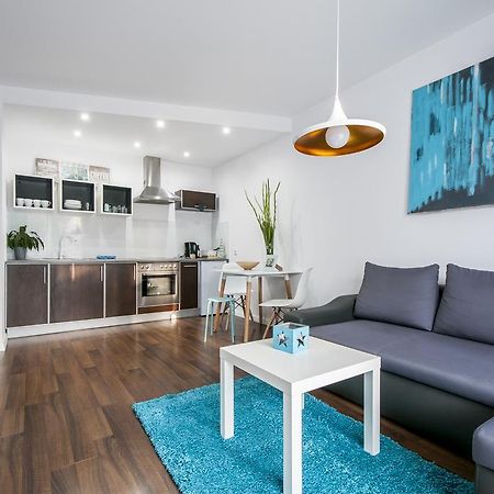 Ferienwohnung Apartament Przy City Parku Posen Exterior foto