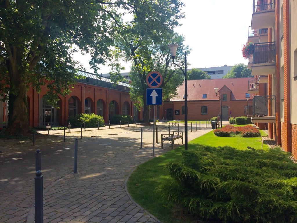 Ferienwohnung Apartament Przy City Parku Posen Exterior foto