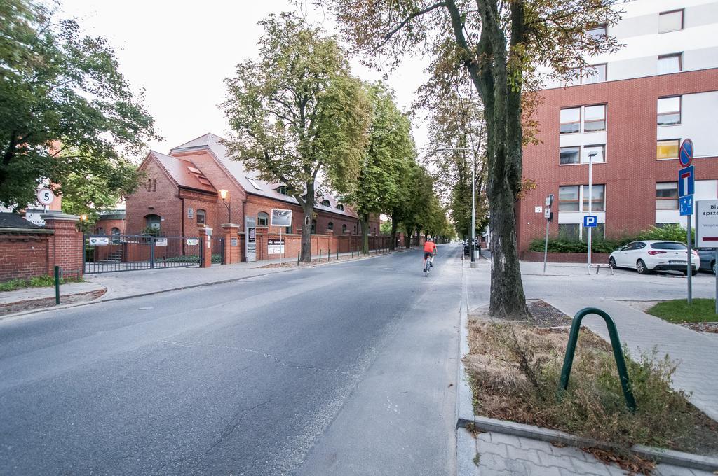 Ferienwohnung Apartament Przy City Parku Posen Exterior foto