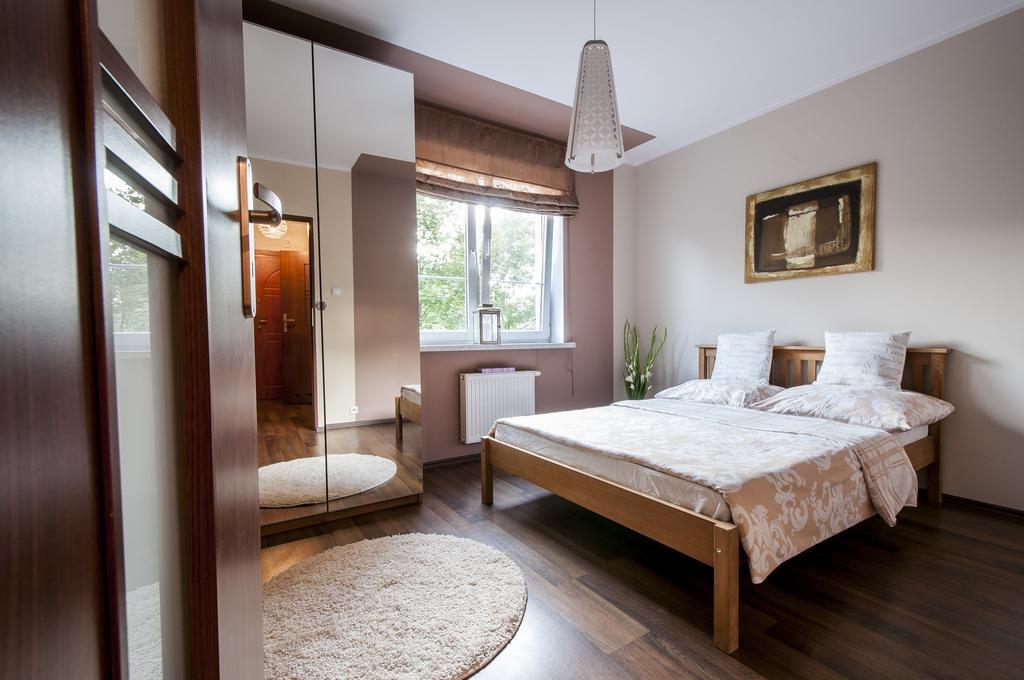 Ferienwohnung Apartament Przy City Parku Posen Exterior foto